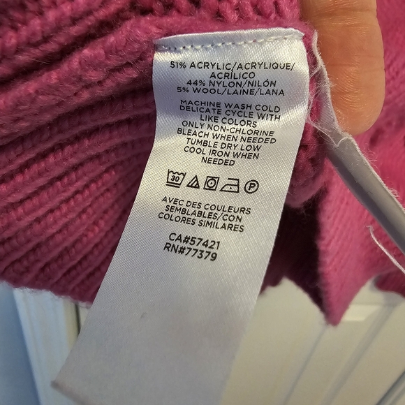 Ann Taylor Pink Textured Crew Neck Sweater - Picture 6 of 7
